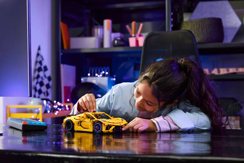 LEGO Technic - 42205 - Chevrolet Corvette Stingray - 732 pezzi